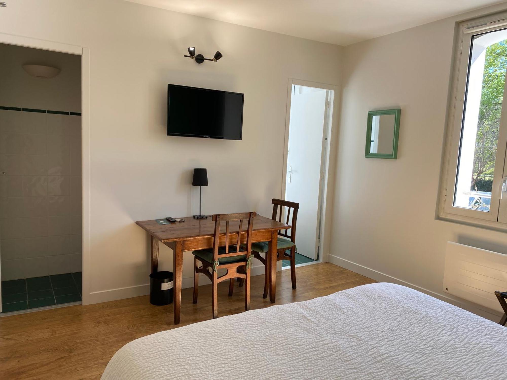 Logis Hotel Le Clos Pite Préchacq Εξωτερικό φωτογραφία
