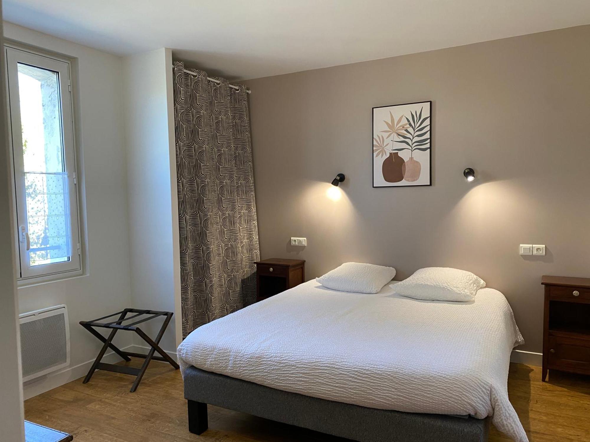 Logis Hotel Le Clos Pite Préchacq Εξωτερικό φωτογραφία