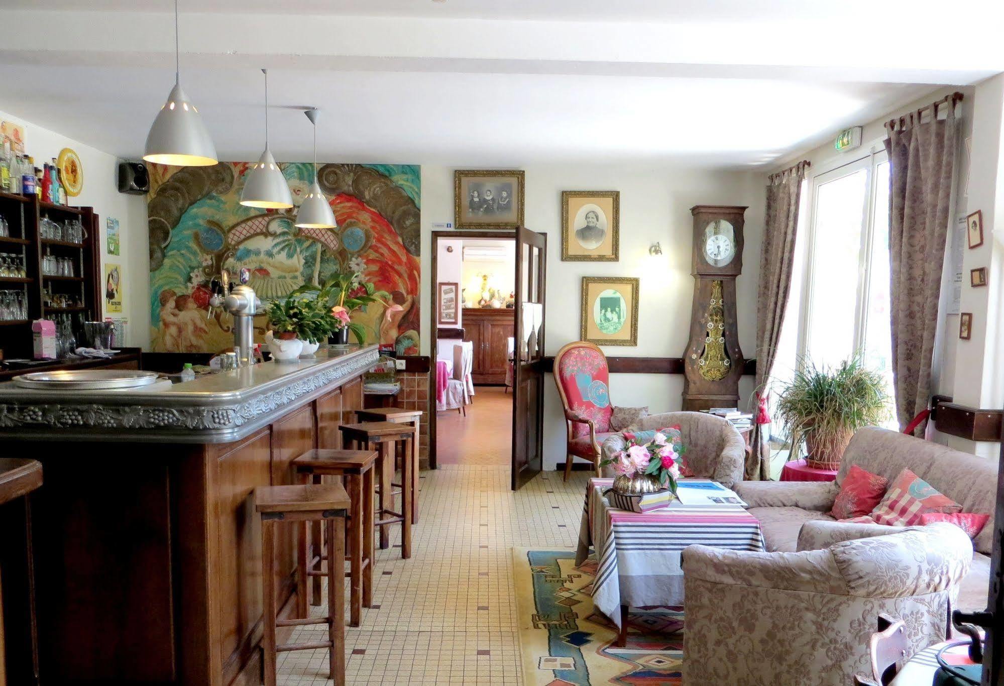 Logis Hotel Le Clos Pite Préchacq Εξωτερικό φωτογραφία